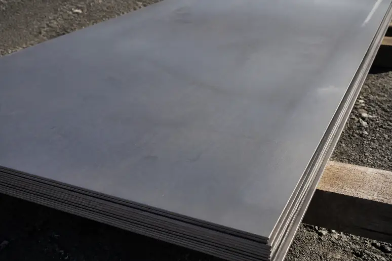 Tôle d'acier corten brute de couleur grise livrée avant oxydation